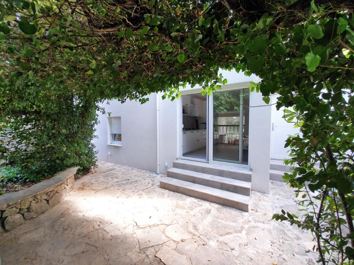 Apartments Jedro Petrčane Dış mekan fotoğraf